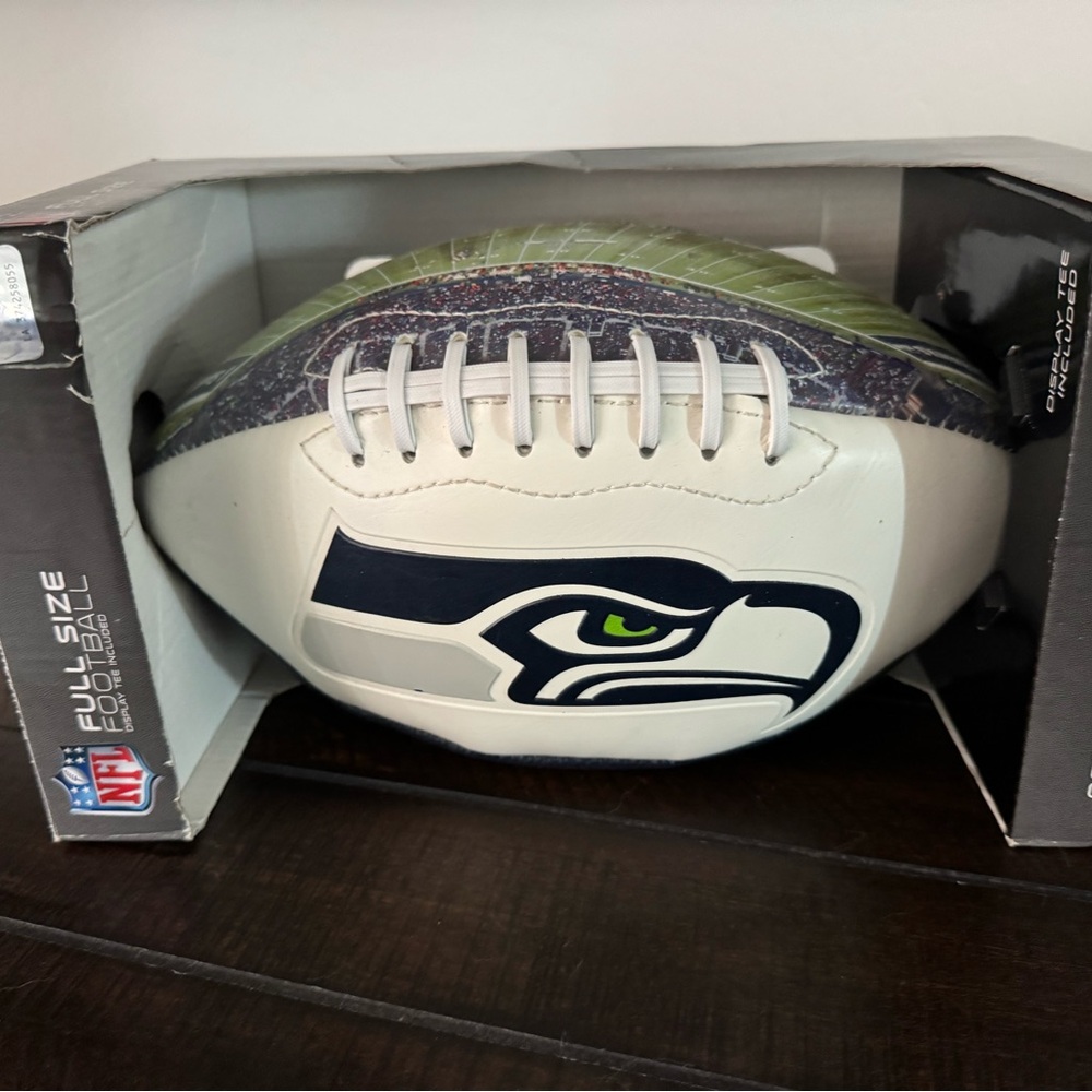 NFL Seahawks Full Size Football with Display Tee